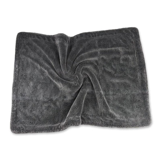 Cum să-ți usuci corect mașina folosind prosopul din microfibră ultra absorbant ULTRA 1200